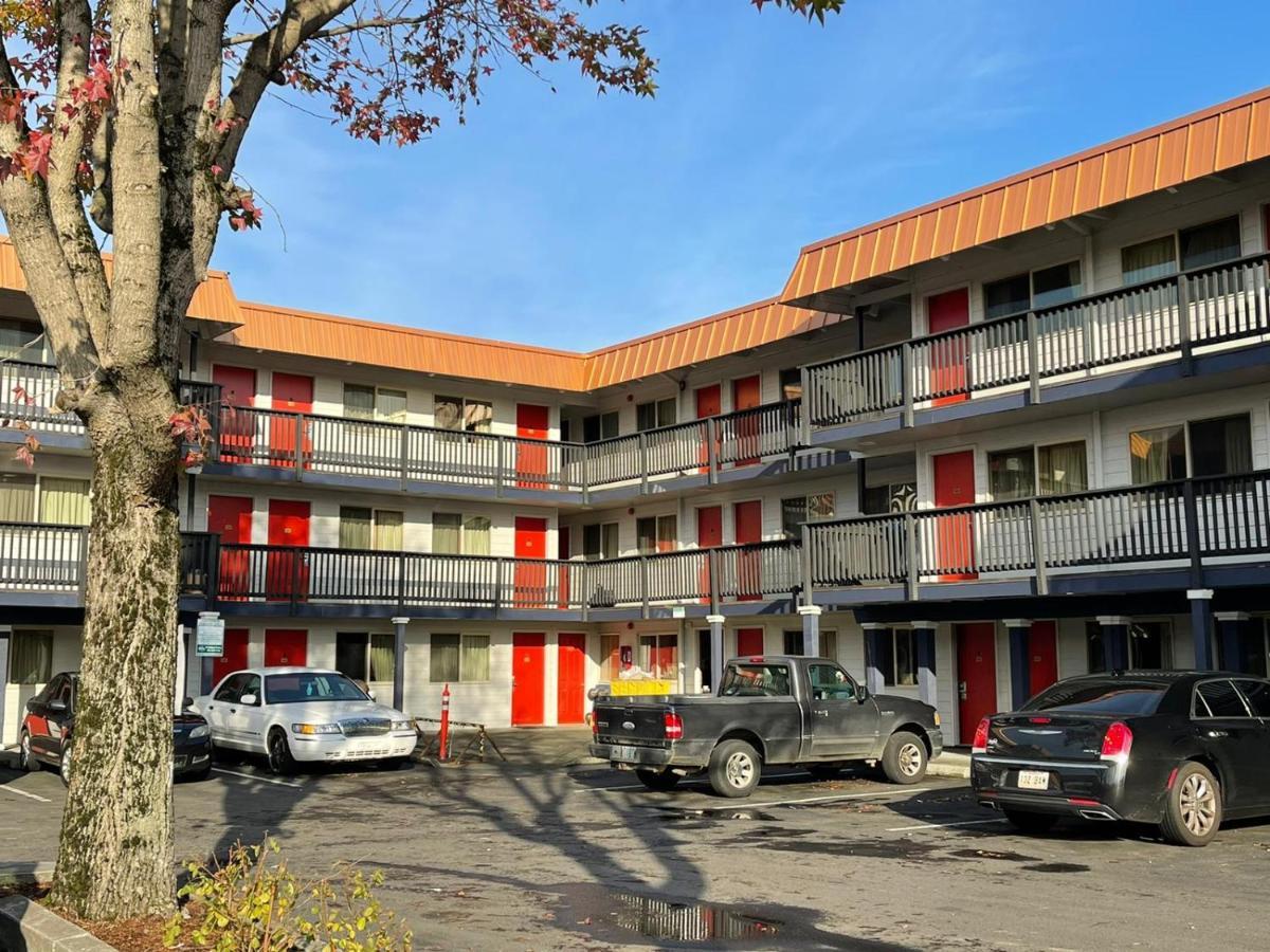 Portland Inn Экстерьер фото